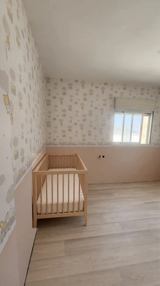 עבודה של נתי טפט — חדרי תינוקות